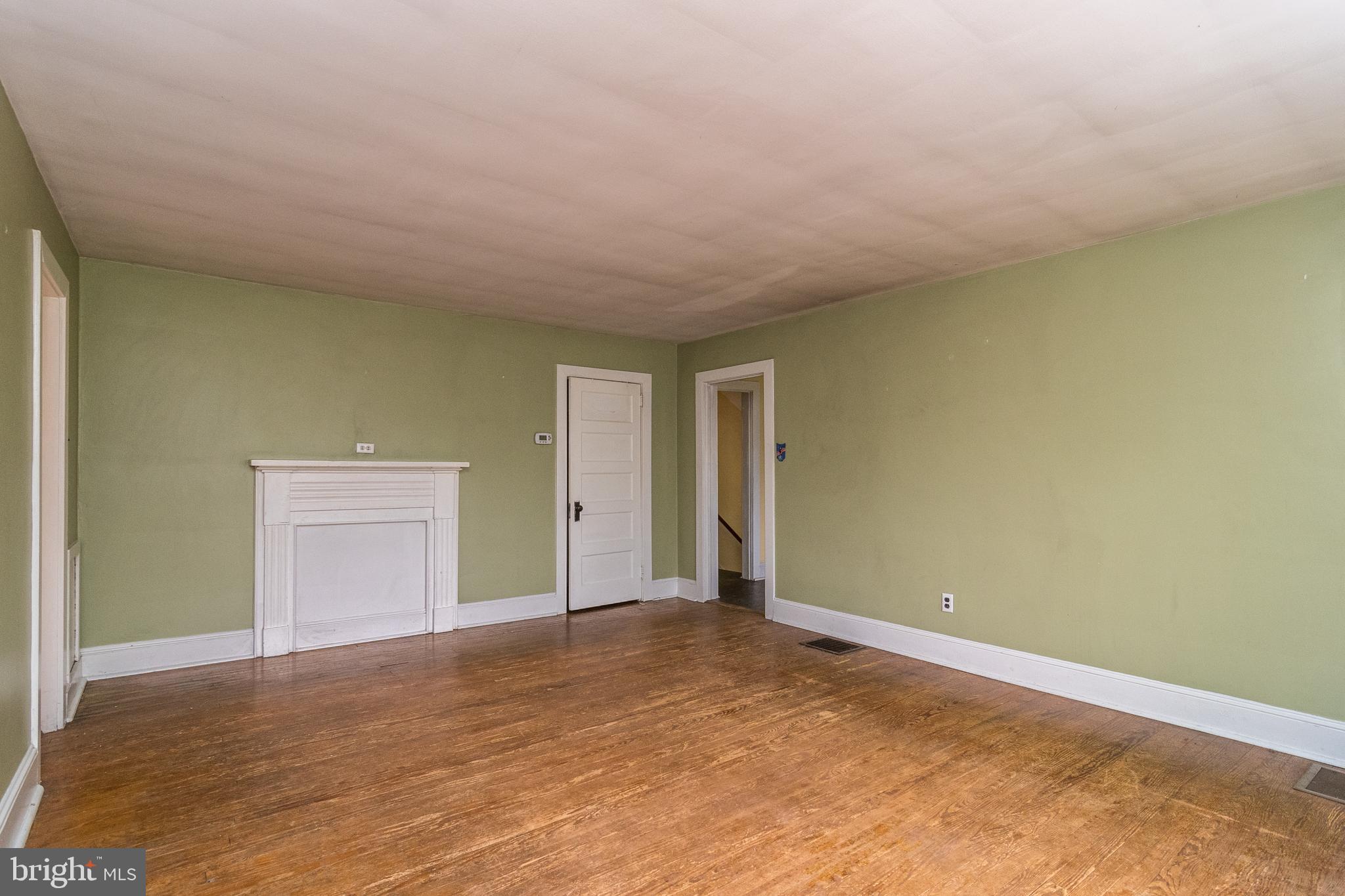 4280 New Hope Road New Hope, PA 18938 - Photo 47 of 75 Living/family room in Carriage home