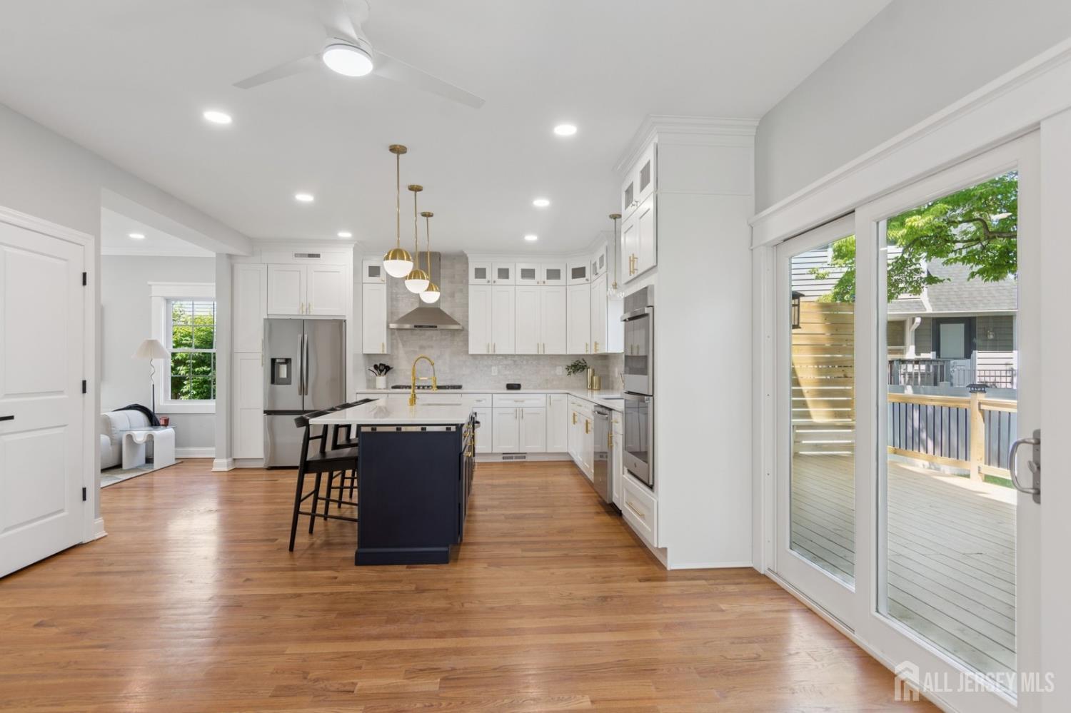 831 West Inman Avenue Rahway, NJ 07065 - Photo 6 of 35