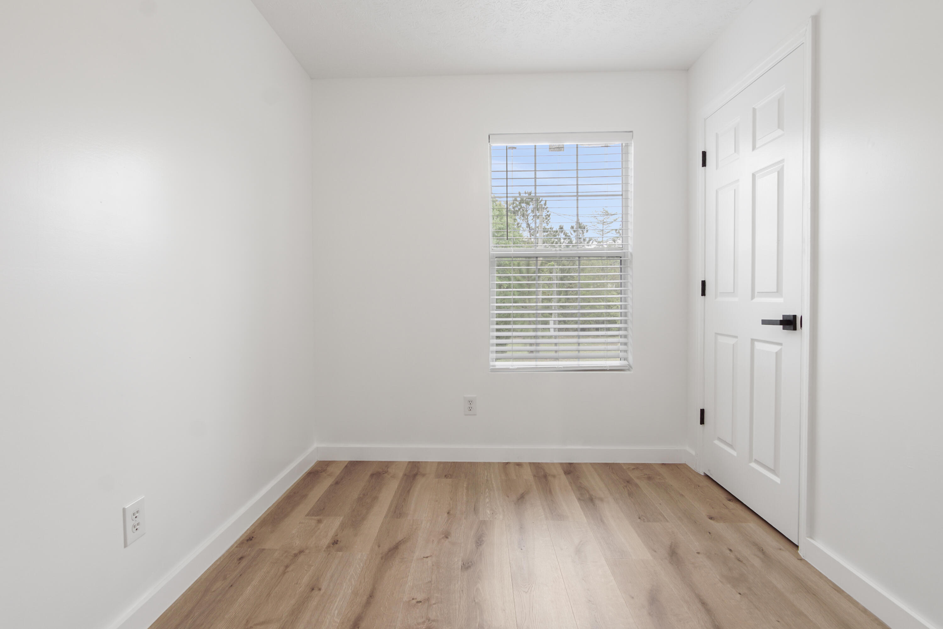 2328 Pioneer Road Chipley, FL 32428 - Photo 31 of 46 DSC00506