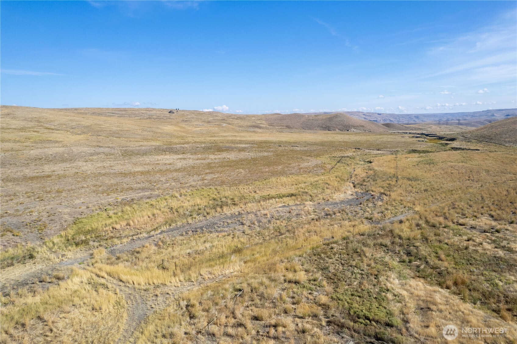 61 Dyer Hill Road Northeast Mansfield, WA 98830 - Photo 17 of 27 a view of an ocean