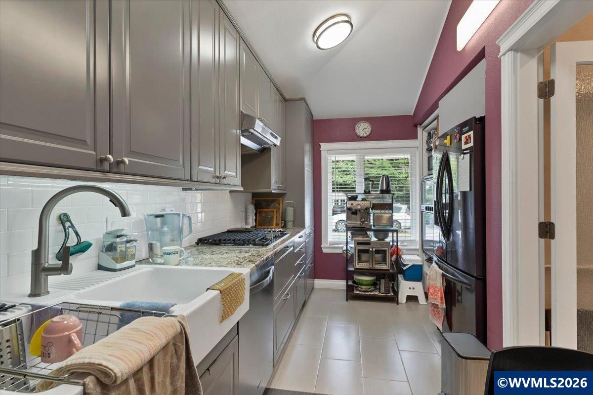 341 25th Street Southeast Salem, OR 97301 - Photo 27 of 50
