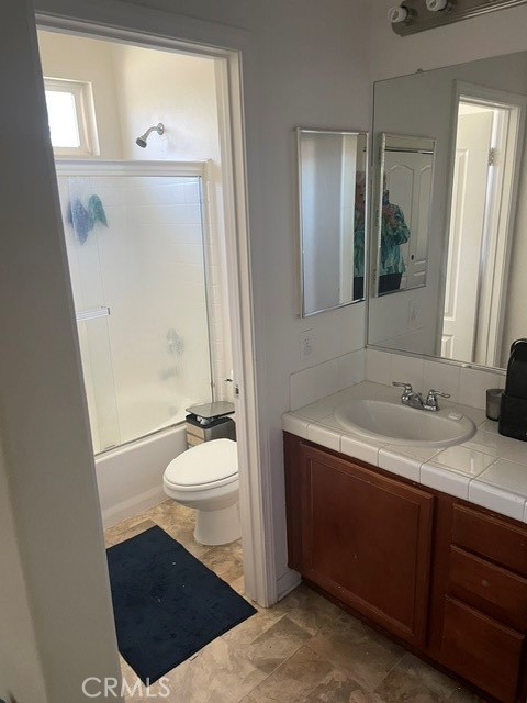 8011 Amber Creek Road Bakersfield, CA 93313 - Photo 7 of 8