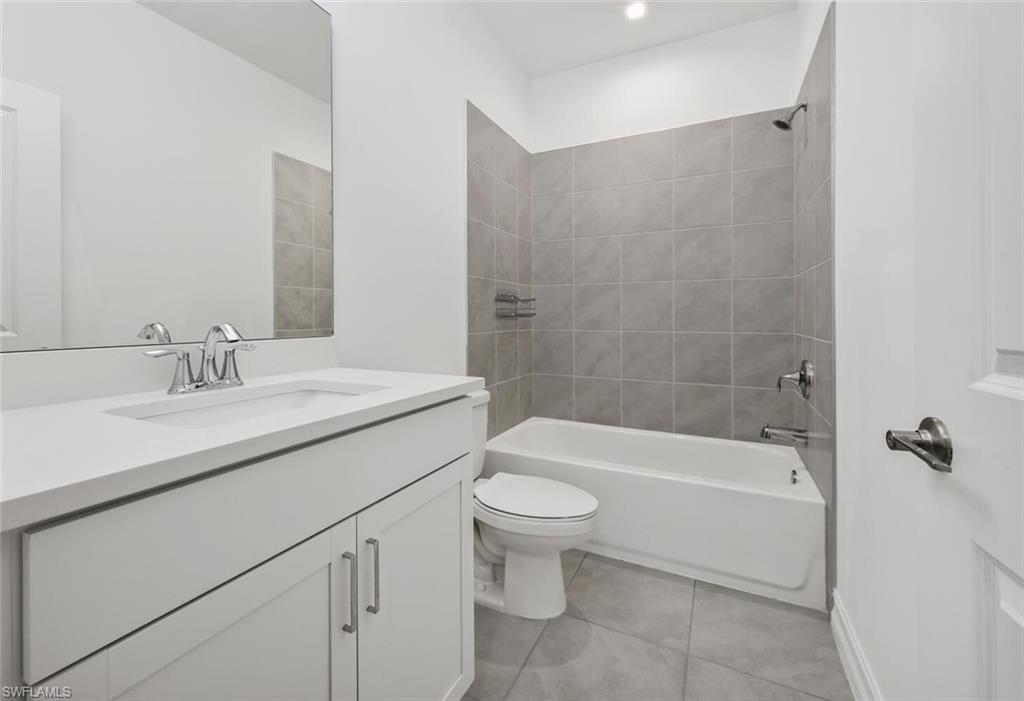 7588 Carnegie Way Naples, FL 34119 - Photo 12 of 21 3rd Bathroom