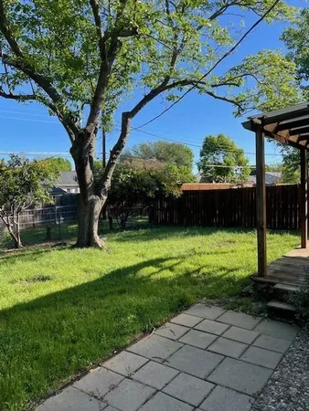 $2,000 | 713 Leading Lane, Allen, TX 75002