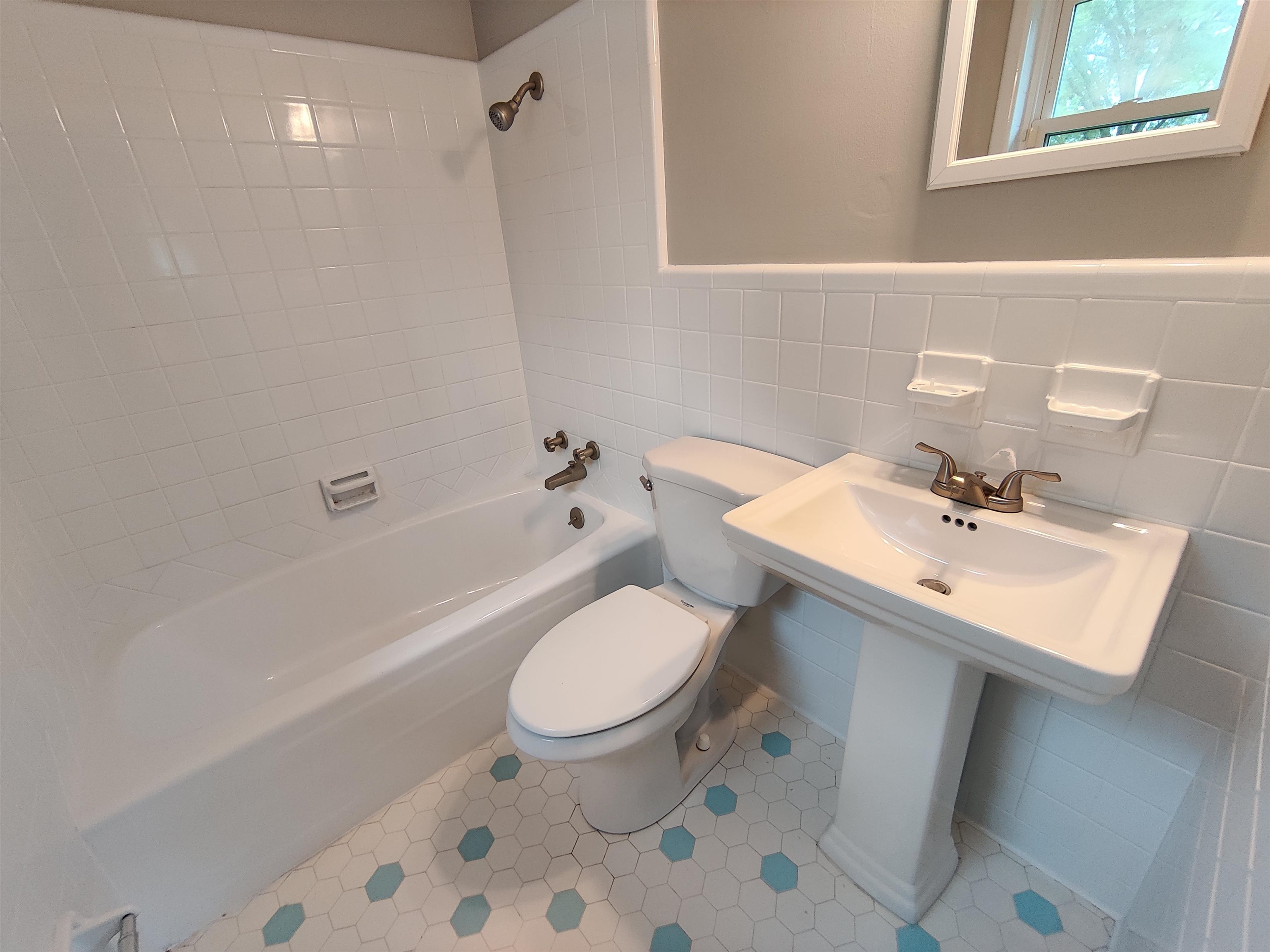 302 Marcella Avenue Daphne, AL 36527 - Photo 12 of 15