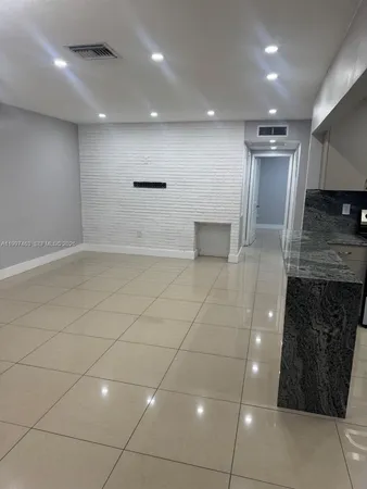 $3,500 | 7541 Miramar Parkway, Miramar, FL 33023