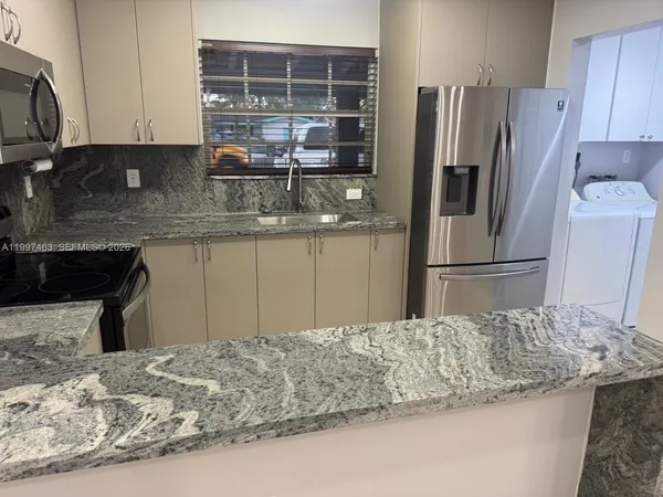 $3,500 | 7541 Miramar Parkway, Miramar, FL 33023