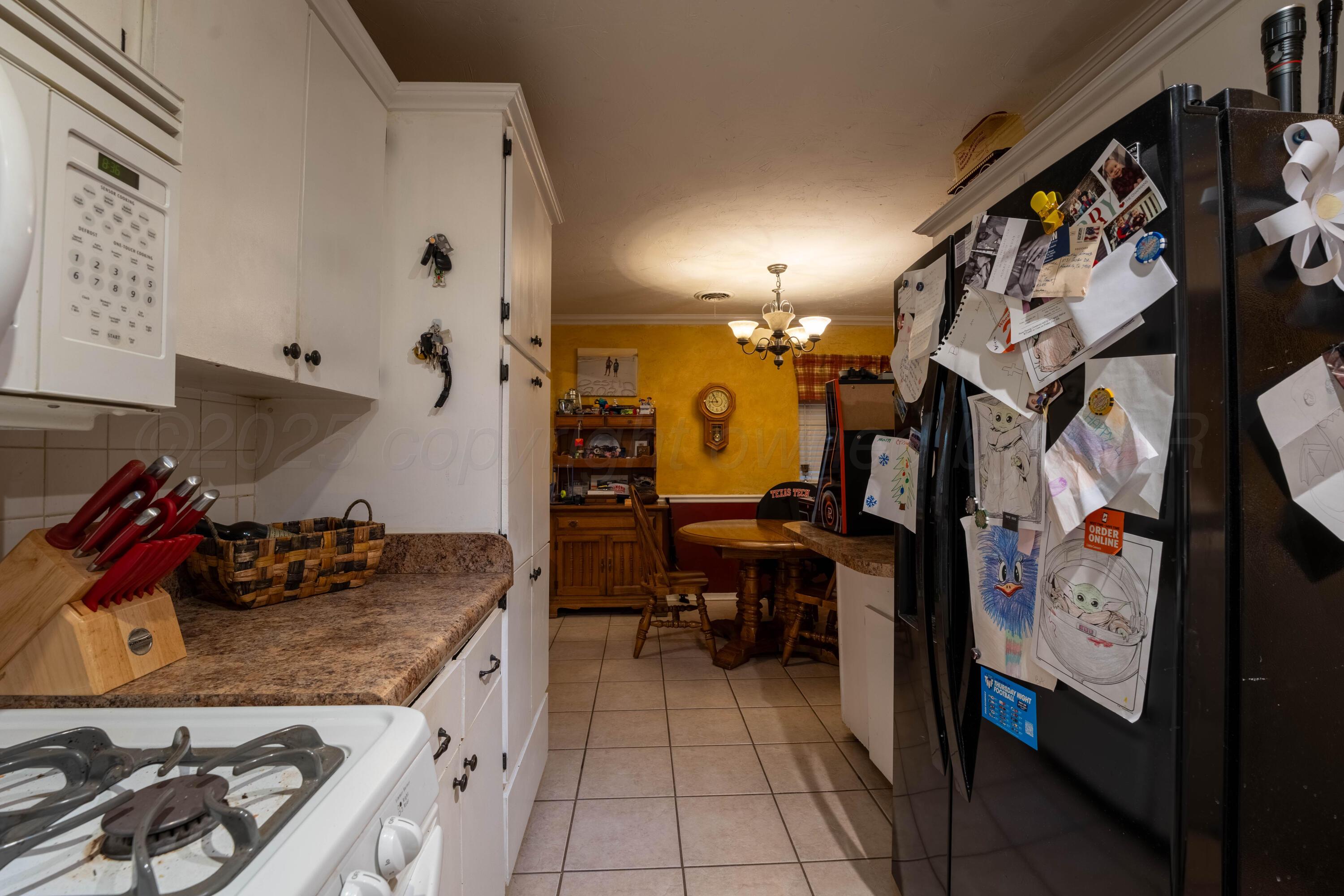 5131 Susan Drive Amarillo, TX 79110 - Photo 12 of 29 14 KITCHEN