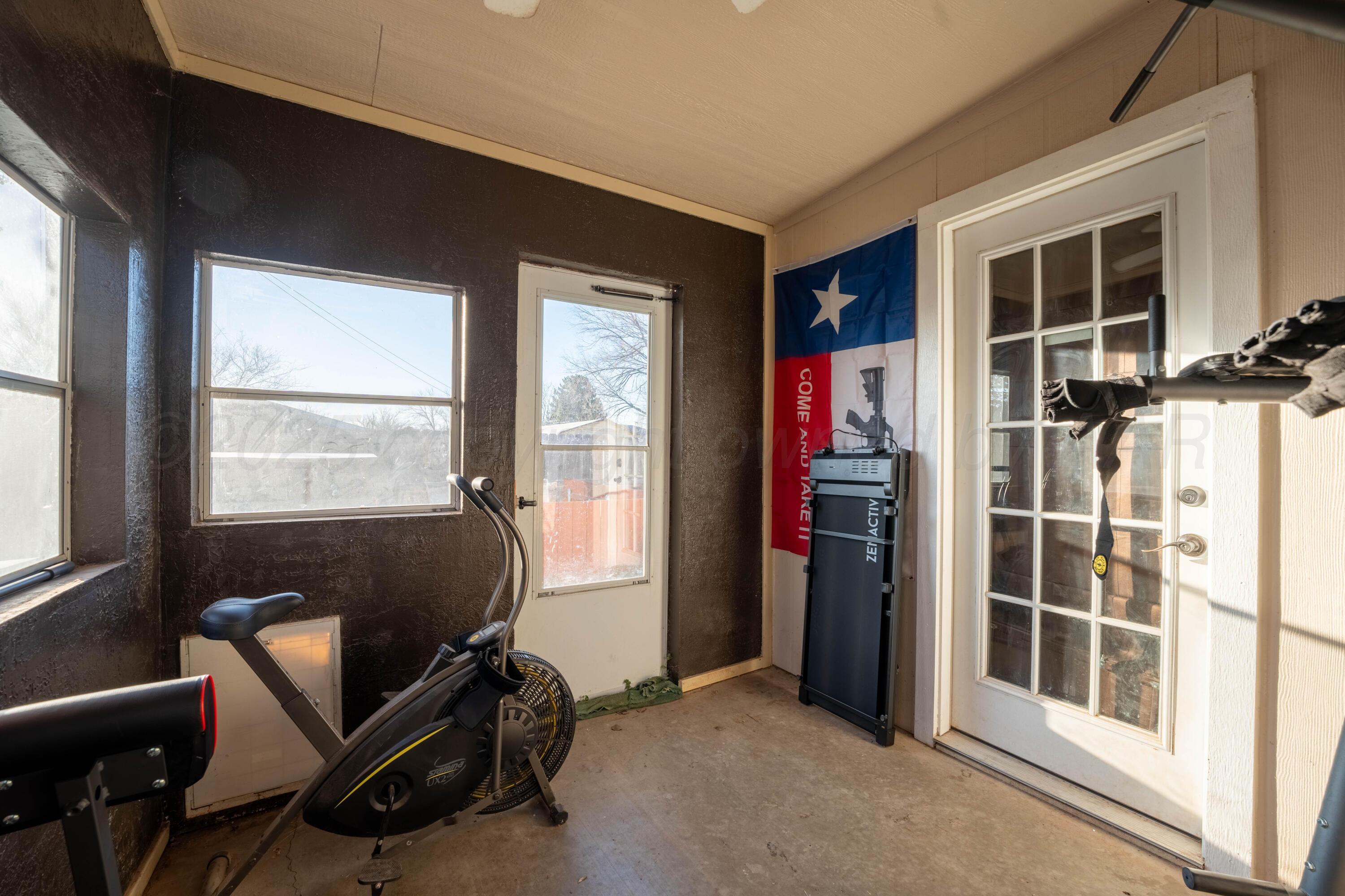 5131 Susan Drive Amarillo, TX 79110 - Photo 25 of 29 27 BACKROOM