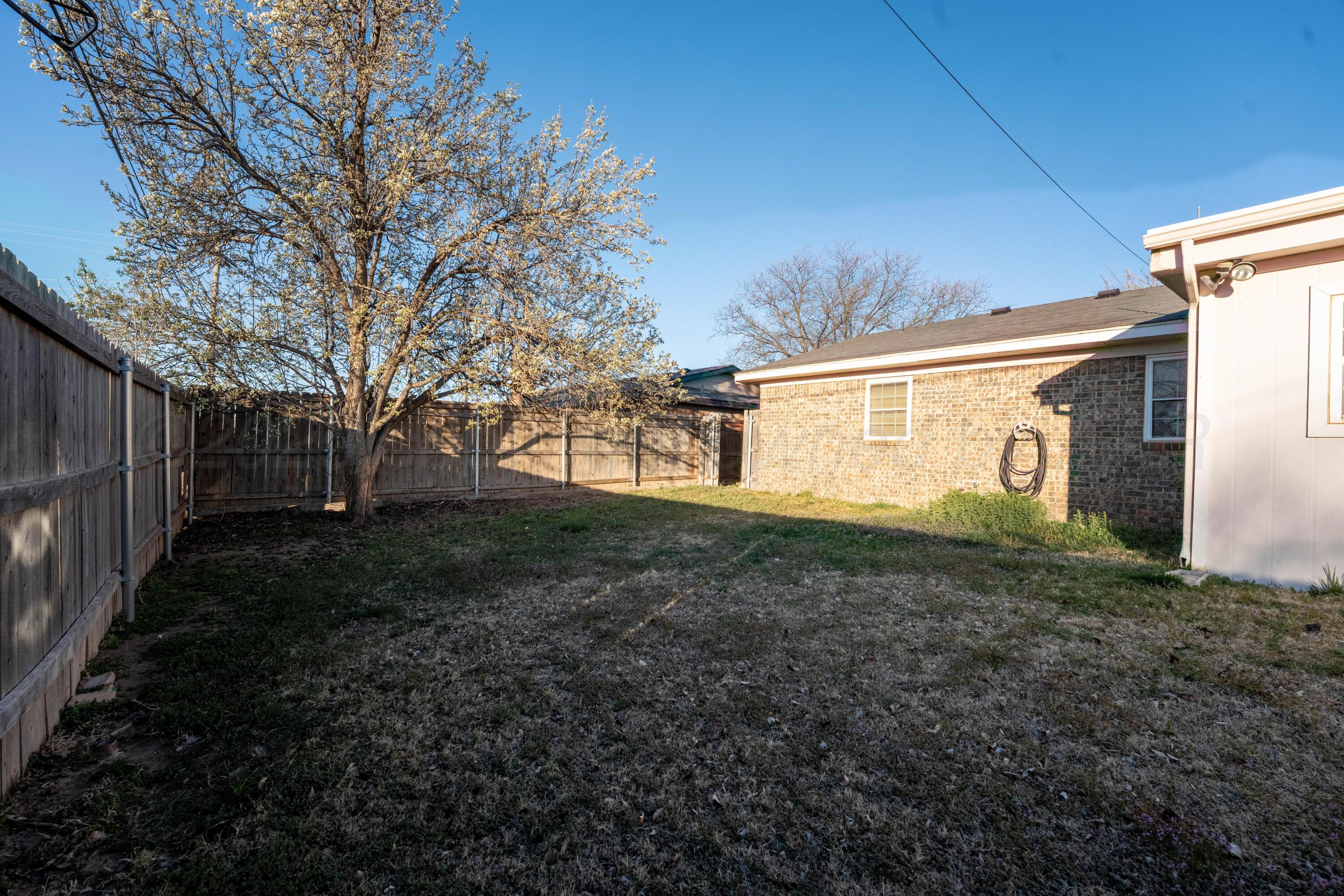 5131 Susan Drive Amarillo, TX 79110 - Photo 26 of 29 28 BACKYARD