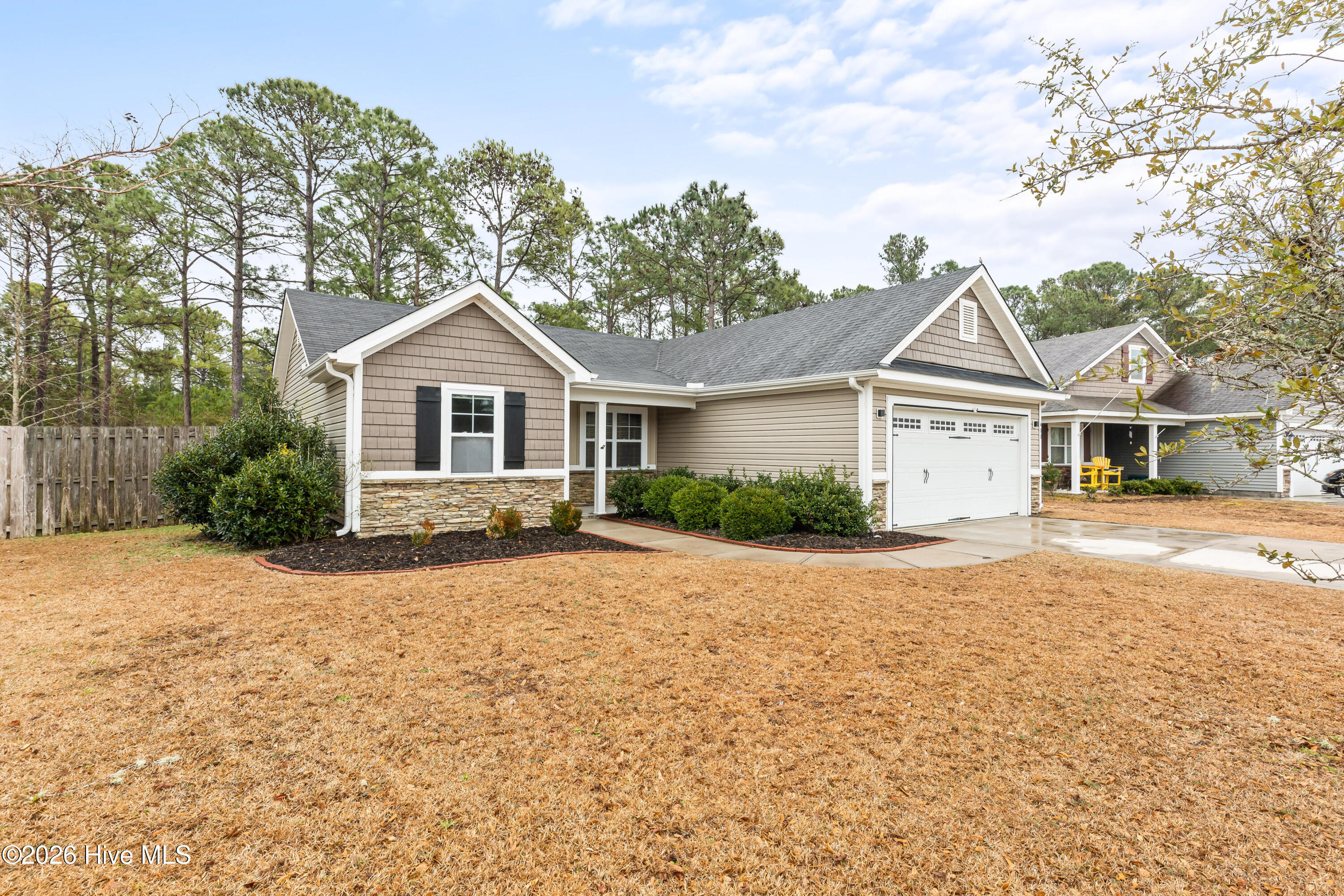 408 Ridgeway Drive Sneads Ferry, NC 28460 - Photo 2 of 29 beyc69a06b4682ed6