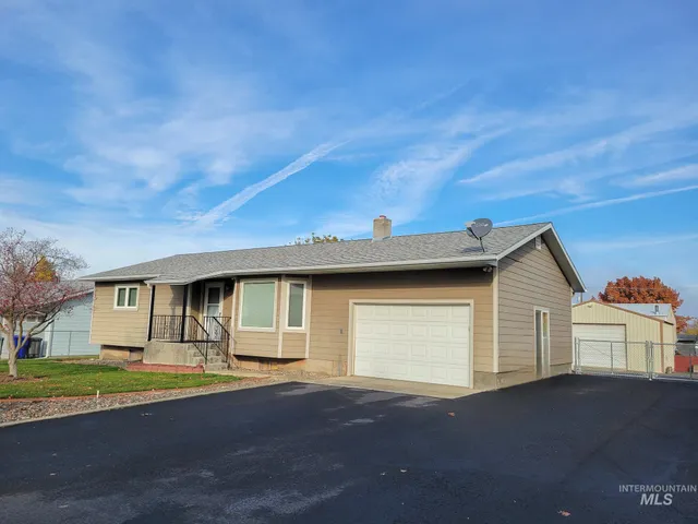 $432,500 | 1815 Powers Drive, Lewiston, ID 83501