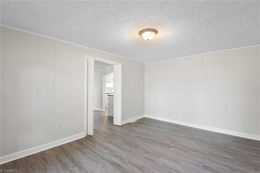 1006 Hasty School Road Thomasville, NC 27360 - Photo 12 of 24