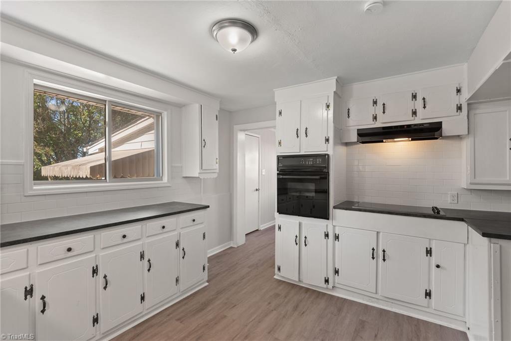 1006 Hasty School Road Thomasville, NC 27360 - Photo 15 of 24