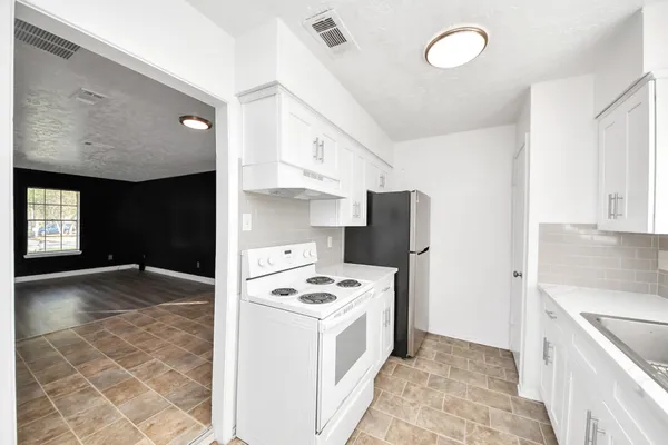 $1,700 | 4519 Reynaldo Drive, Spring, TX 77373