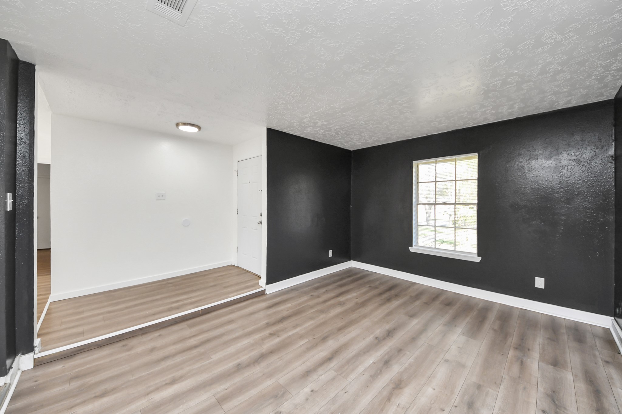 4519 Reynaldo Drive Spring, TX 77373 - Photo 4 of 27