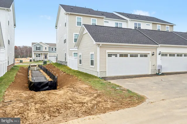 a view of a house with a outdoor space
