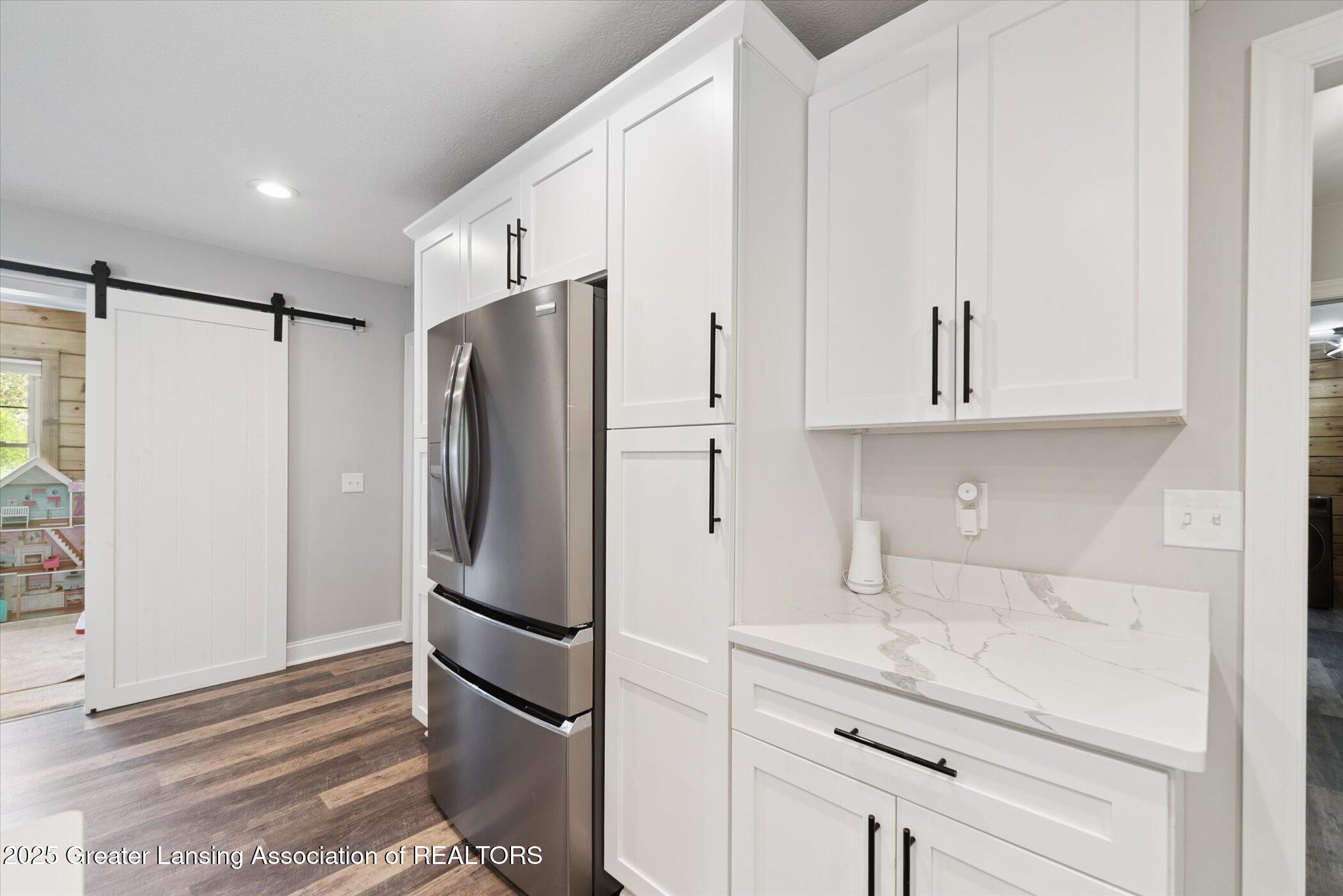 9871 Mason Road Ovid, MI 48866 - Photo 6 of 42 19-9871-Mason-Rd-Ovid-MI-48866-WindowSti