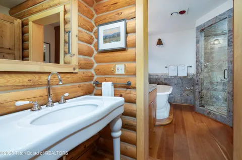 $10,250,000 | 3755 Trail Drive, Jackson, WY 83001