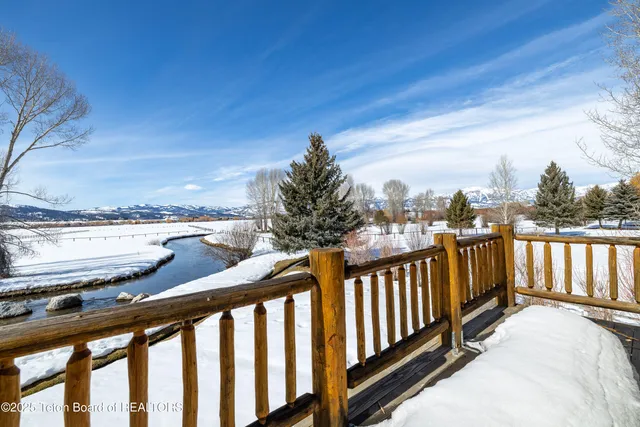 $10,250,000 | 3755 Trail Drive, Jackson, WY 83001