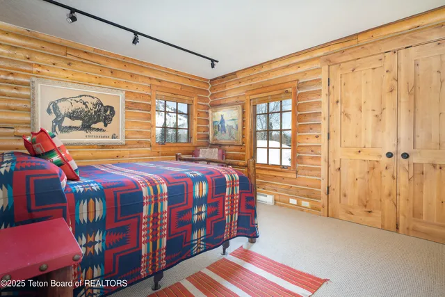 $10,250,000 | 3755 Trail Drive, Jackson, WY 83001