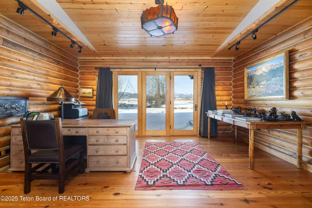 $10,250,000 | 3755 Trail Drive, Jackson, WY 83001