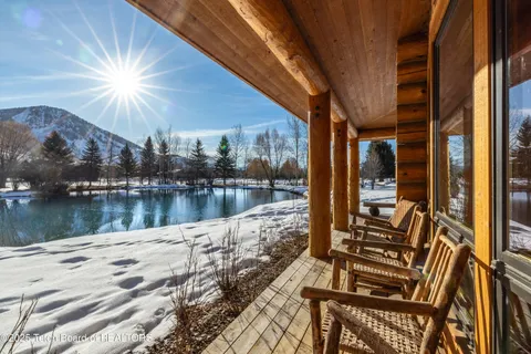 $10,250,000 | 3755 Trail Drive, Jackson, WY 83001