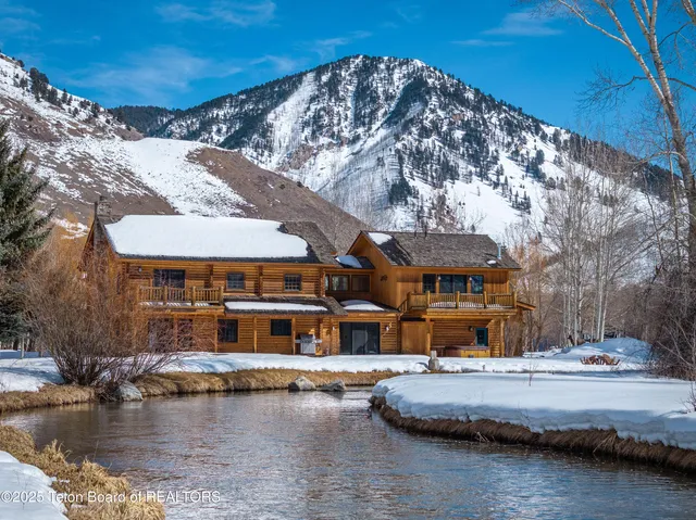 $10,250,000 | 3755 Trail Drive, Jackson, WY 83001