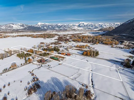 $10,250,000 | 3755 Trail Drive, Jackson, WY 83001