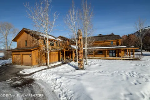 $10,250,000 | 3755 Trail Drive, Jackson, WY 83001