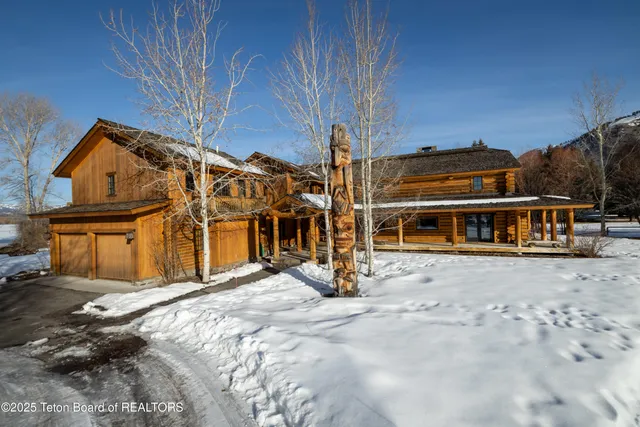$10,250,000 | 3755 Trail Drive, Jackson, WY 83001