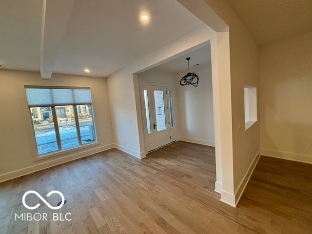 473 Hamlet Drive Carmel, IN 46032 - Photo 4 of 16