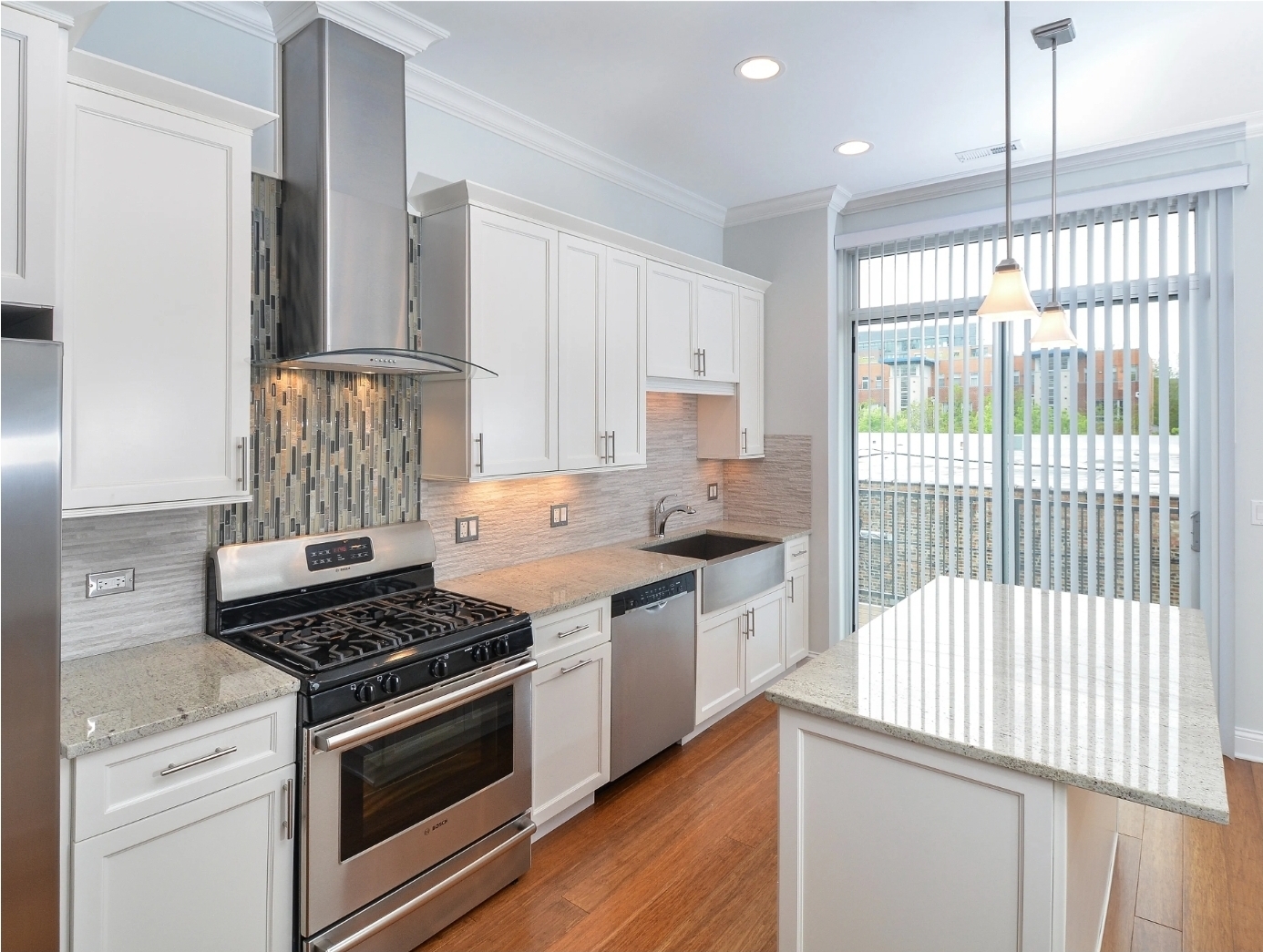 22 North Aberdeen Street, Unit 301 Chicago, IL 60607 - Photo 4 of 10