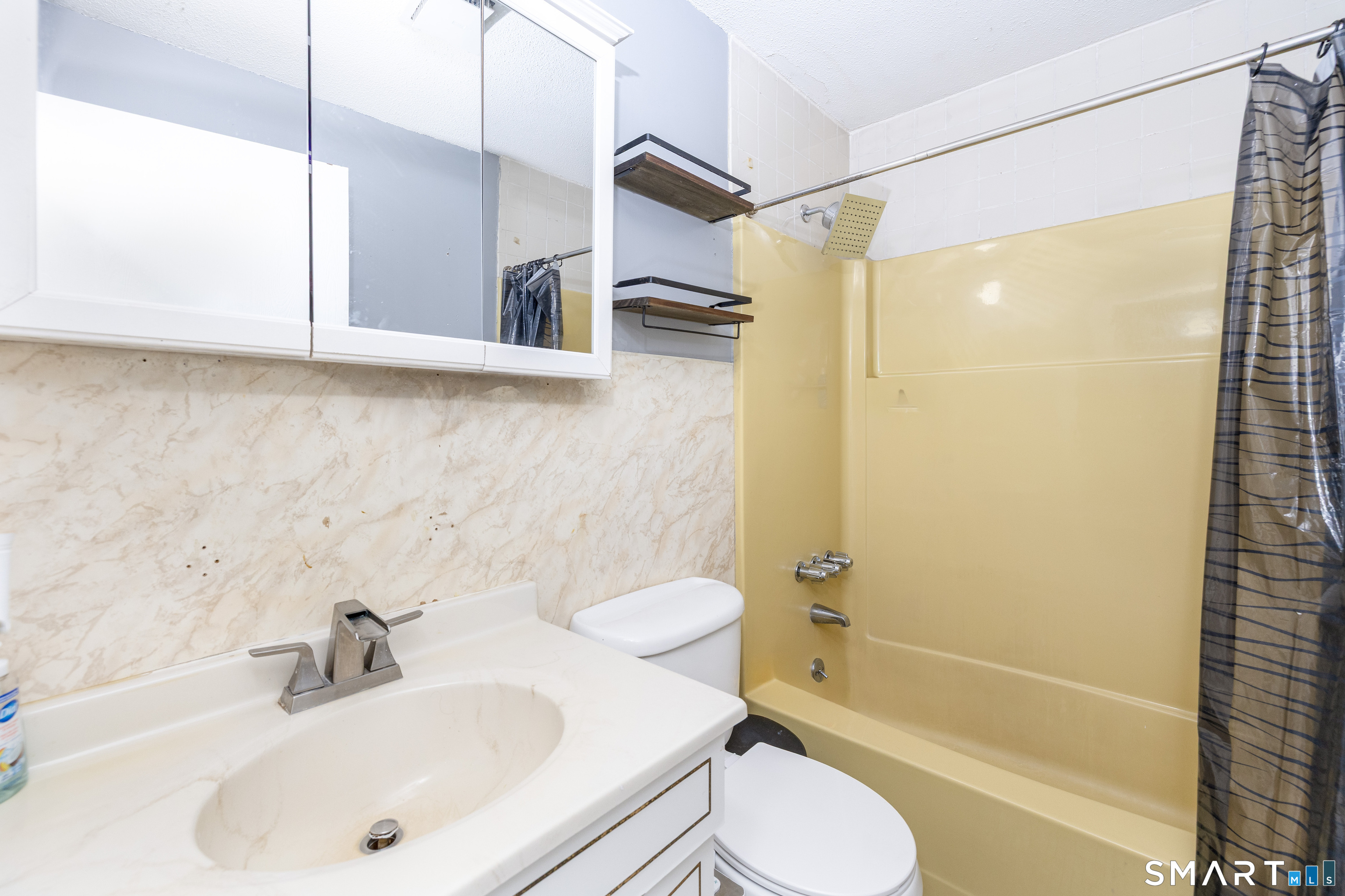 118 Norton Street Waterbury, CT 06708 - Photo 17 of 36
