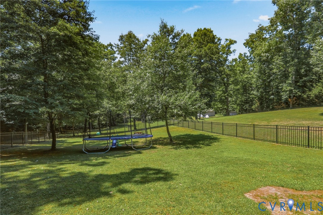 1024 Otterdale Road Midlothian, VA 23114 - Photo 37 of 44