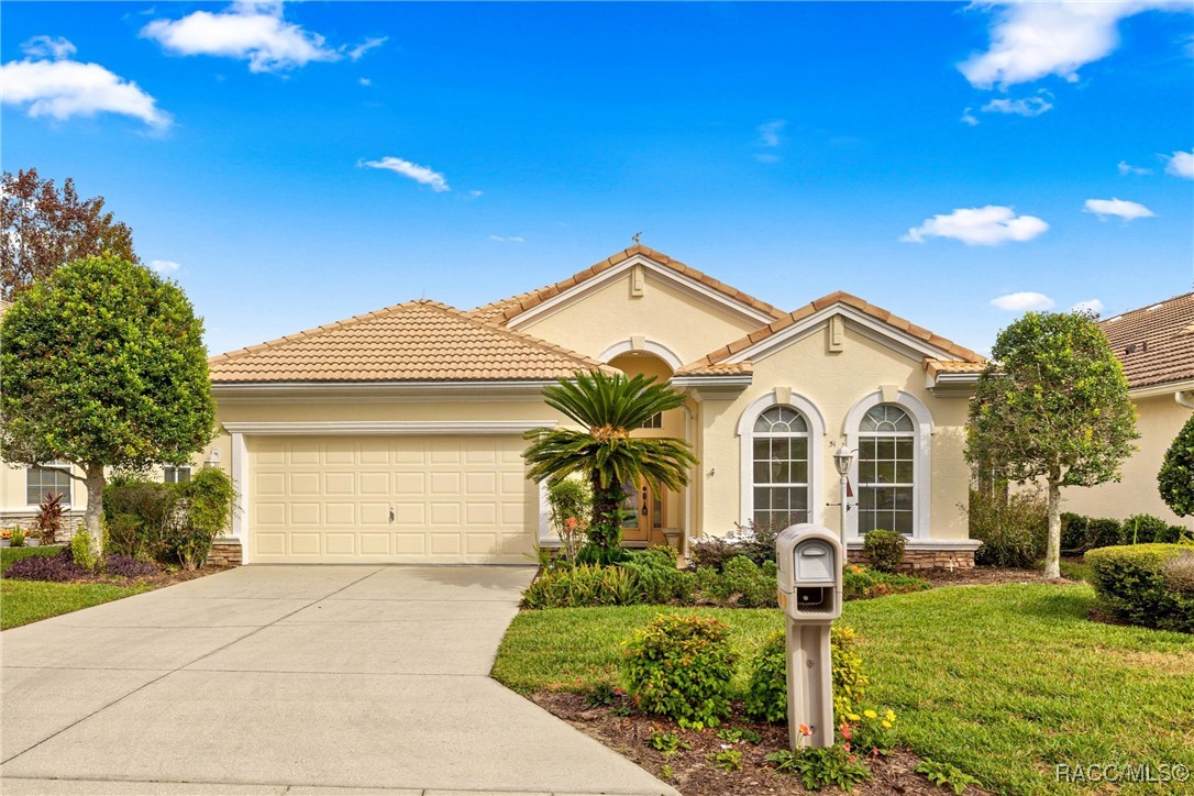 51 West Doerr Path Hernando, FL 34442 - Photo 1 of 88