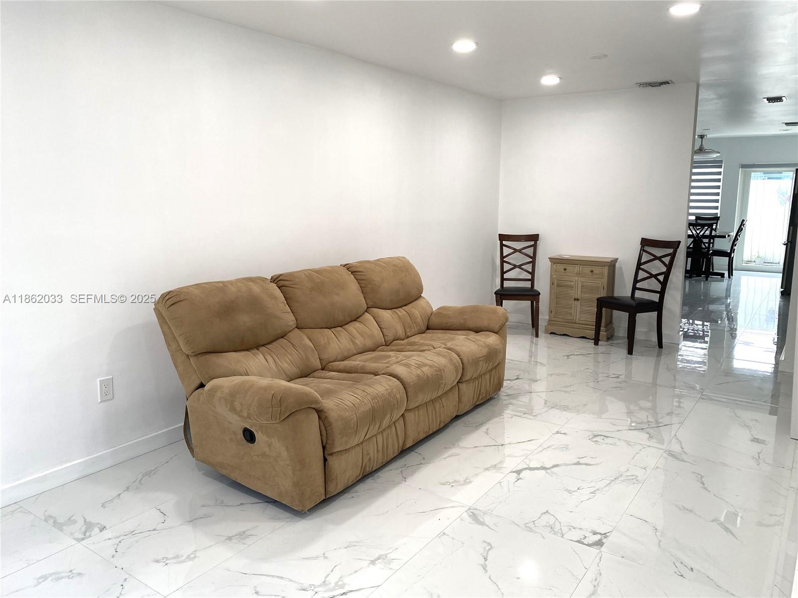 11564 Southwest 7th Street Sweetwater, FL 33174 - Photo 3 of 24