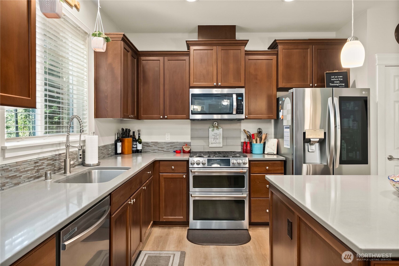 3057 Southeast Spring Creek Road Port Orchard, WA 98367 - Photo 9 of 39