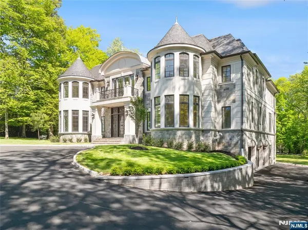 $7,969,000 | 80 Church Street, Alpine, NJ 07620