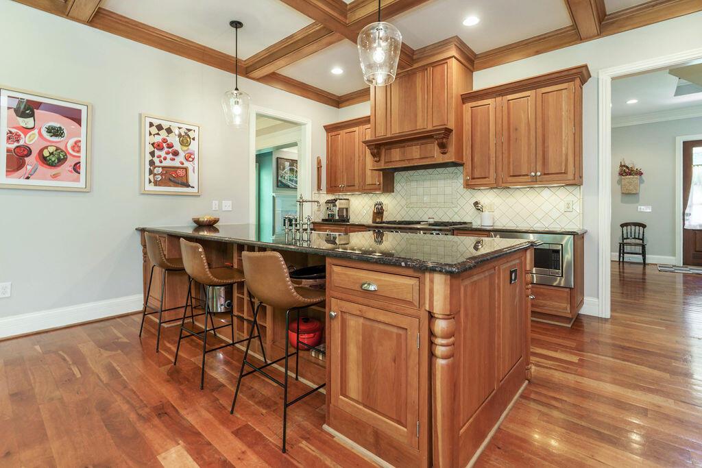 8382 Deep Run Powell, OH 43065 - Photo 20 of 92 Kitchen