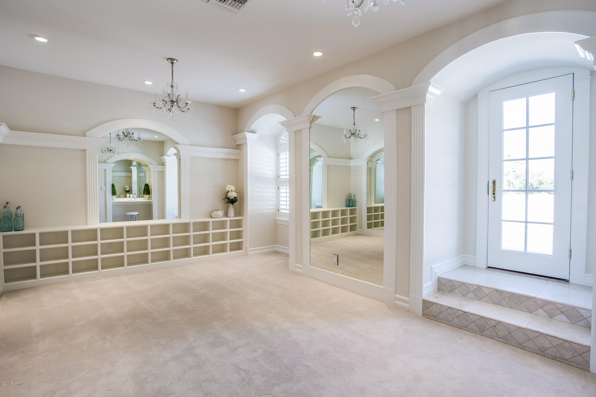 6431 East Cactus Wren Road Paradise Valley, AZ 85253 - Photo 26 of 54 her dressing room 2