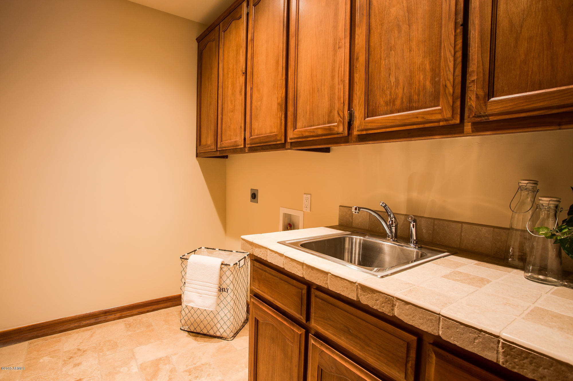 6431 East Cactus Wren Road Paradise Valley, AZ 85253 - Photo 45 of 54 laundry room #2