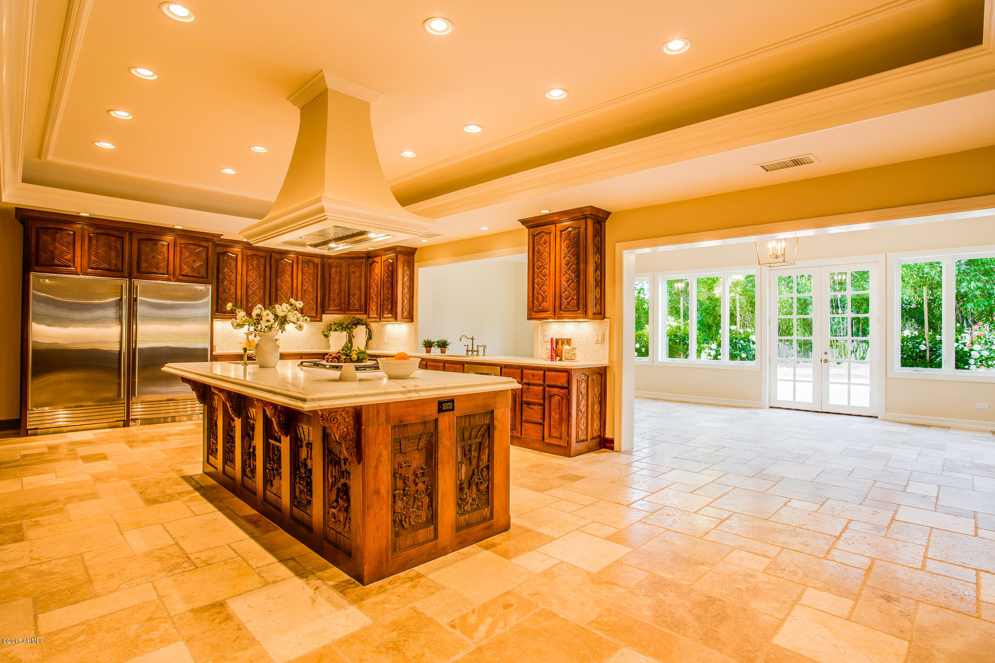 6431 East Cactus Wren Road Paradise Valley, AZ 85253 - Photo 9 of 54 Kitchen open to breakfast room