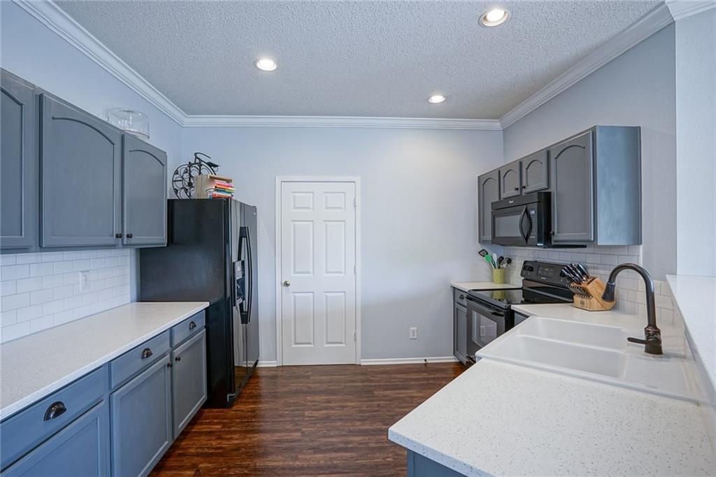 12804 Howe Road Fishers, IN 46038 - Photo 12 of 39