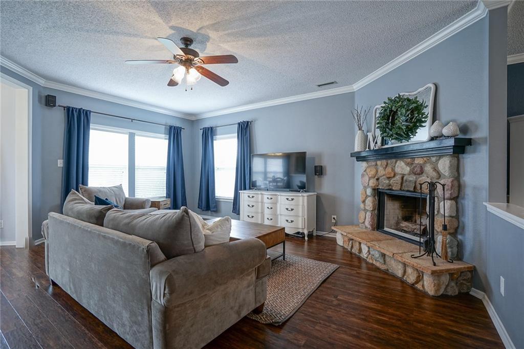 12804 Howe Road Fishers, IN 46038 - Photo 7 of 39