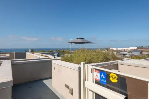 $1,299,000 | 5702 La Jolla Boulevard, Unit 209, La Jolla, CA 92037