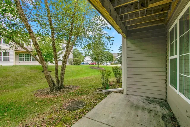 $198,000 | 1248 North Red Oak Circle, Unit 2, Round Lake Beach, IL 60073