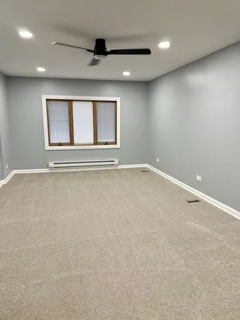 $3,500 | 1310 Somerset Lane, Schaumburg, IL 60193