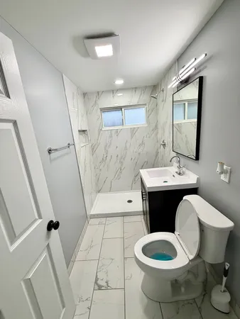 $3,500 | 1310 Somerset Lane, Schaumburg, IL 60193