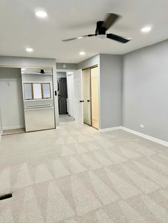 $3,500 | 1310 Somerset Lane, Schaumburg, IL 60193